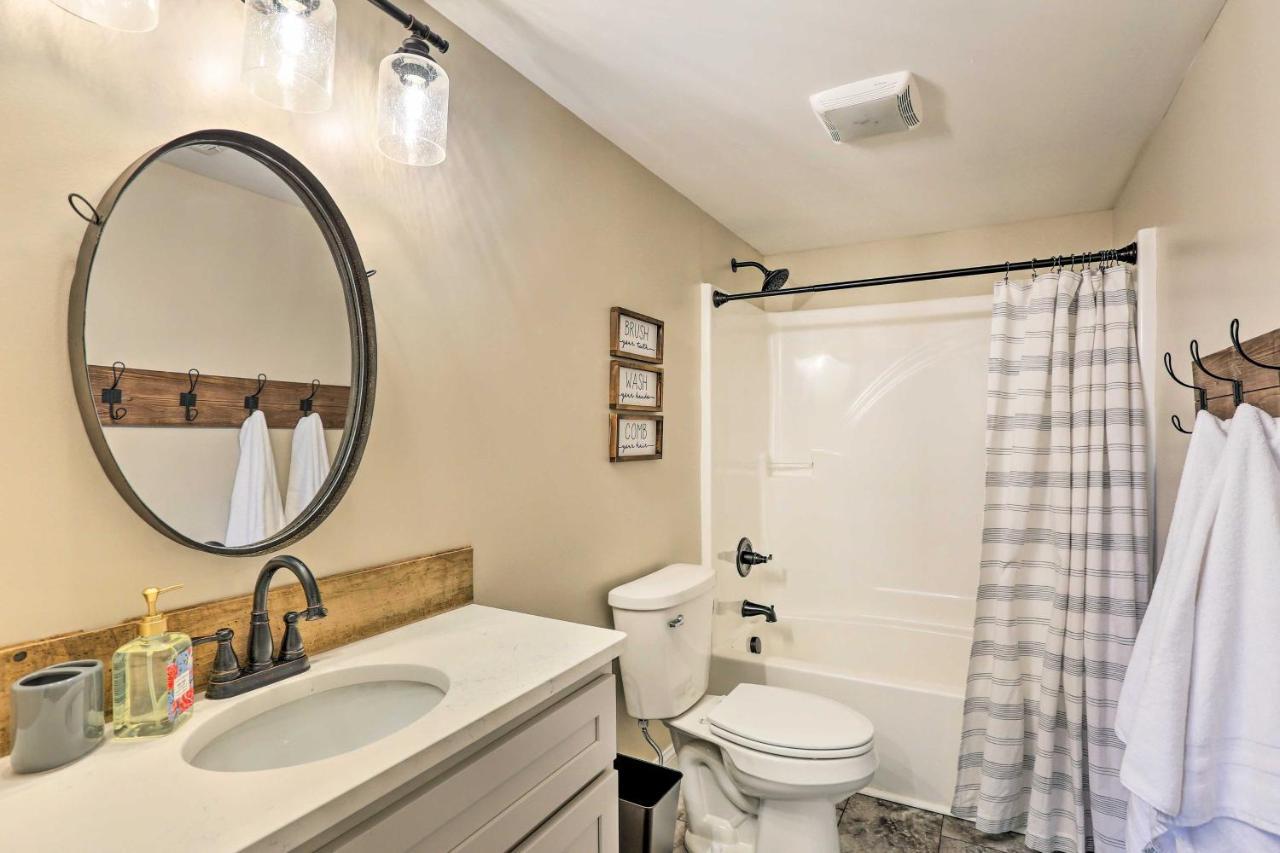 Villa Chic Williamstown Retreat With Pool And Hot Tub! Extérieur photo