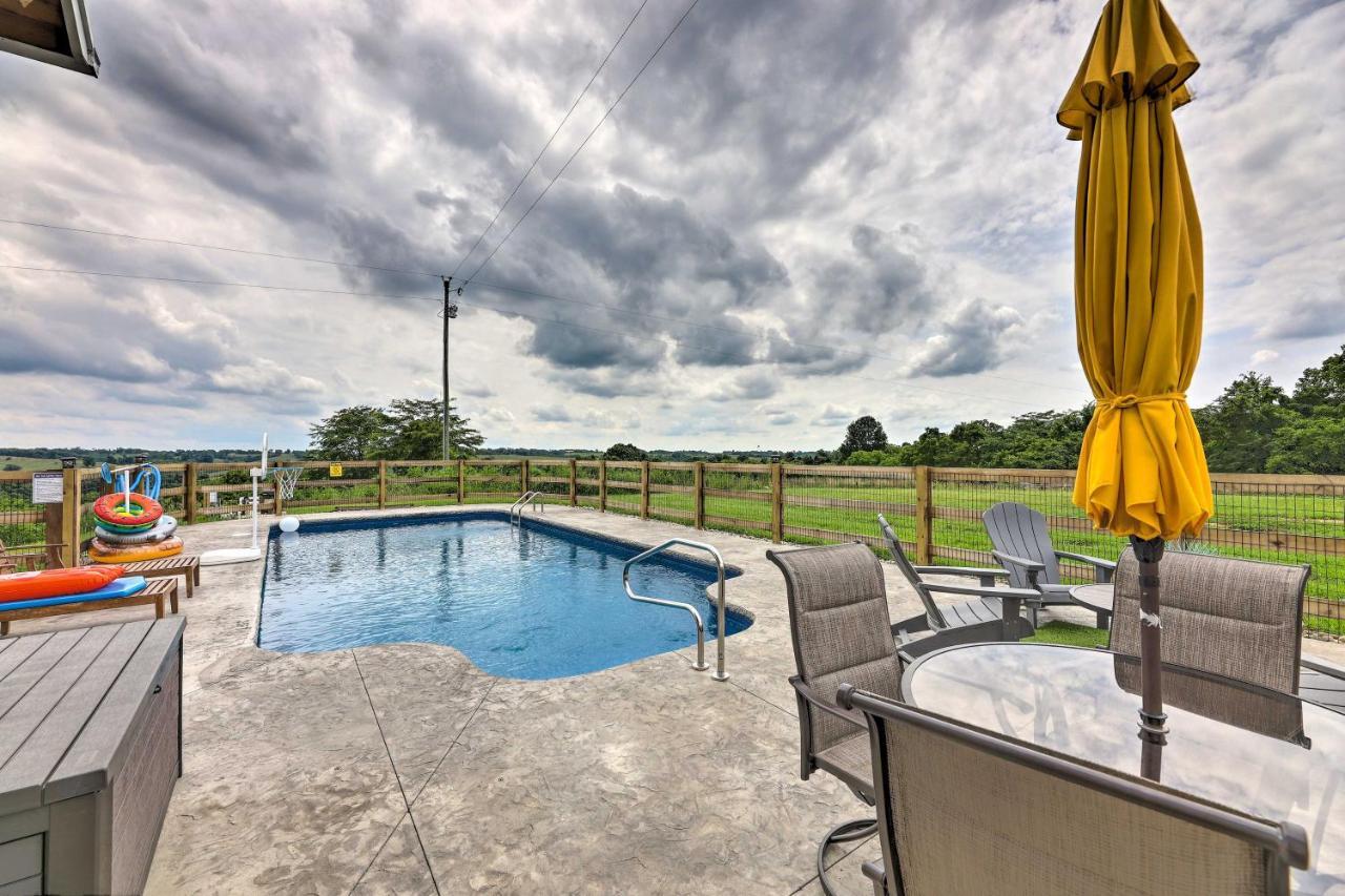 Villa Chic Williamstown Retreat With Pool And Hot Tub! Extérieur photo