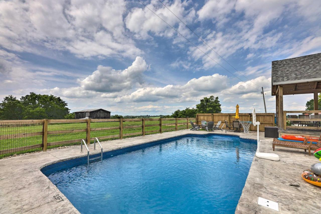 Villa Chic Williamstown Retreat With Pool And Hot Tub! Extérieur photo
