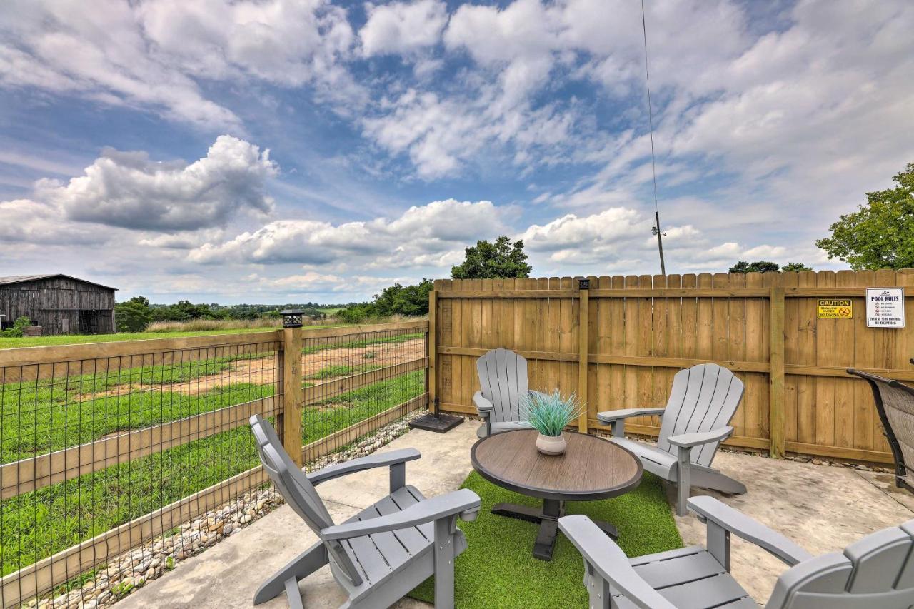 Villa Chic Williamstown Retreat With Pool And Hot Tub! Extérieur photo
